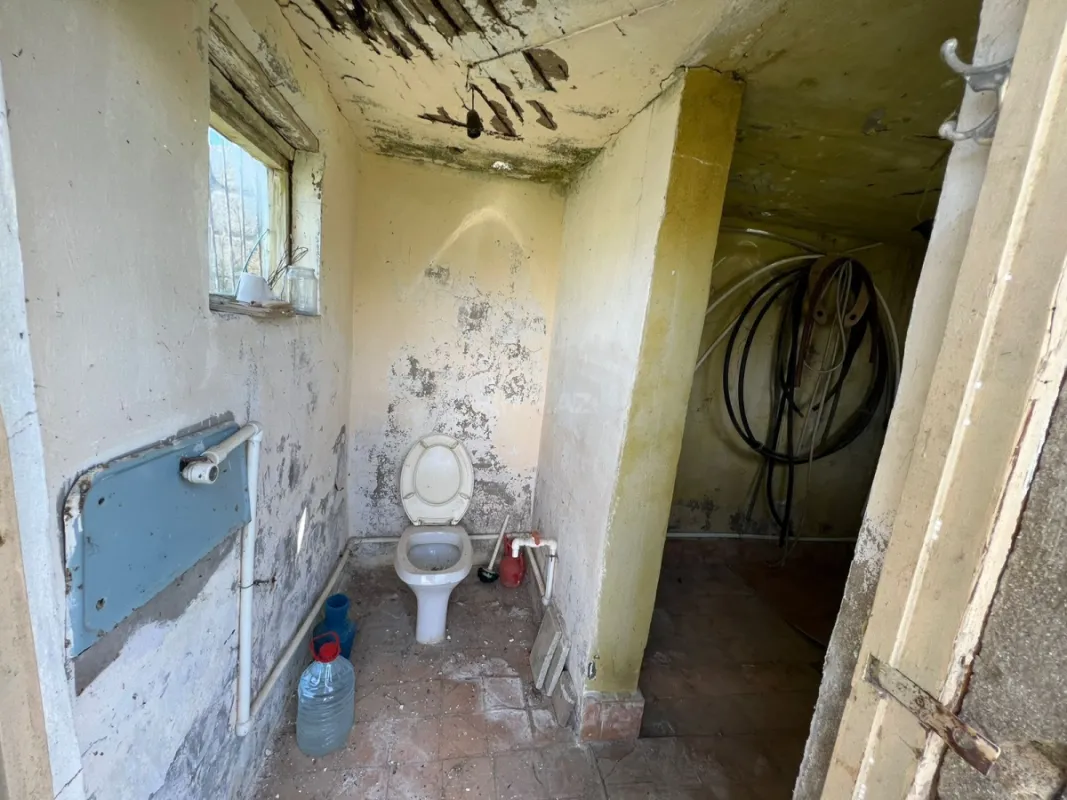 Satılır 3 otaqlı həyət evi 100 m²