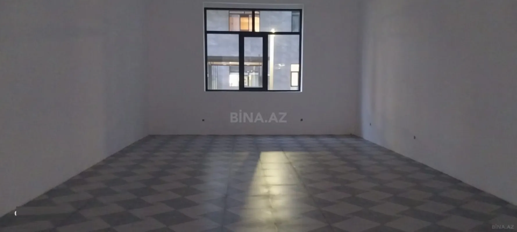 Satılır obyekt 130 m²