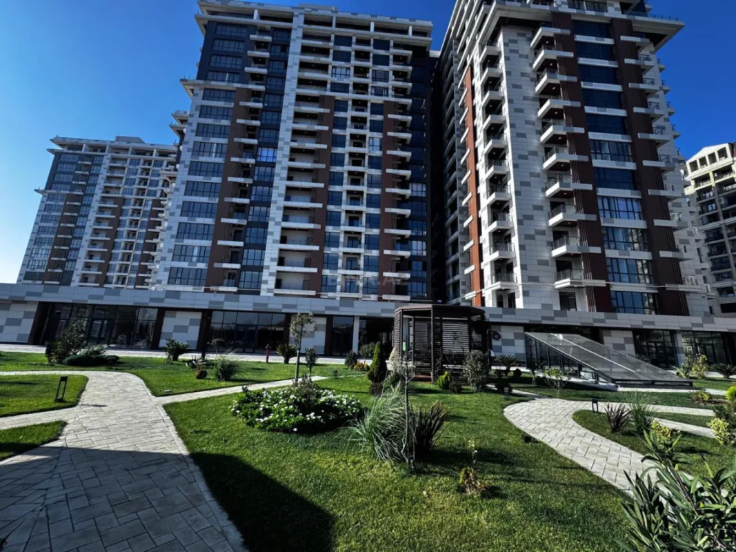 Satılır 1 otaqlı mənzil 47 m²