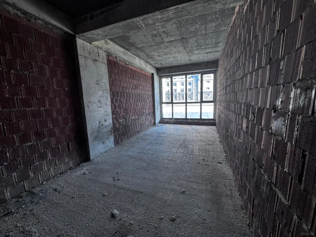 Satılır 1 otaqlı mənzil 47 m²