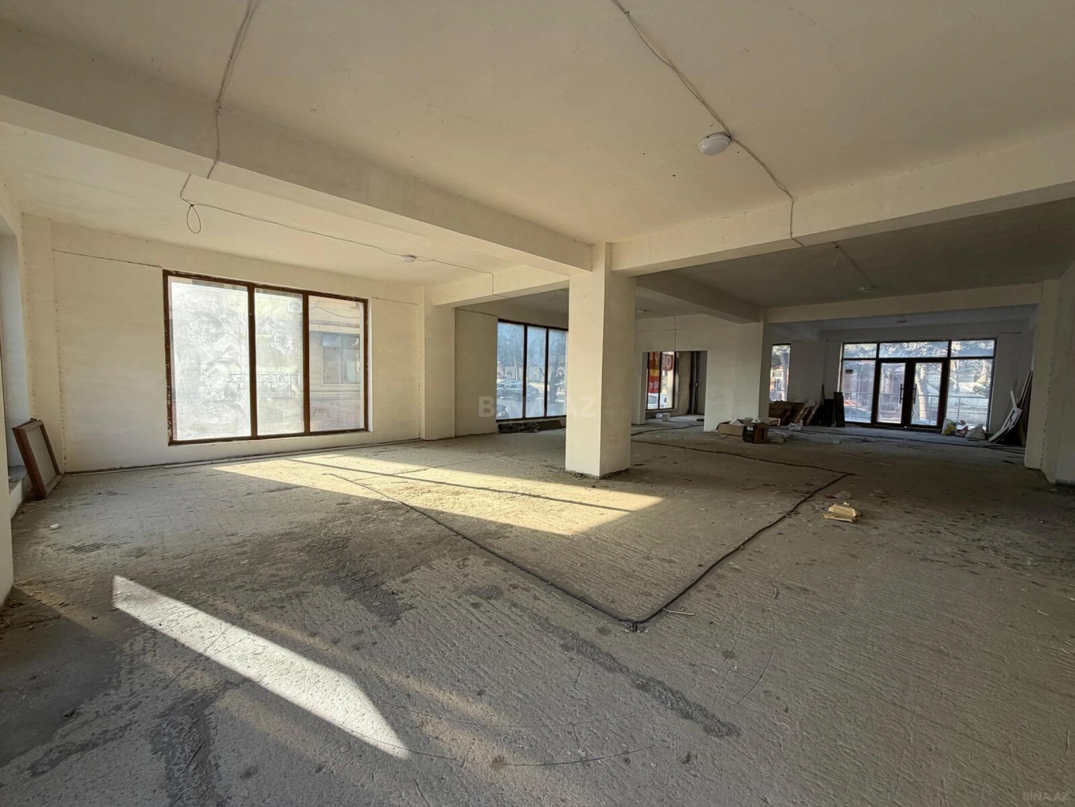 Kirayə verilir obyekt 700 m²