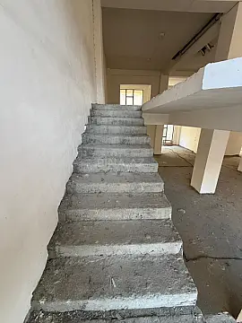 Kirayə verilir obyekt 700 m²