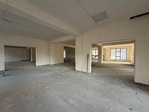 Kirayə verilir obyekt 700 m²