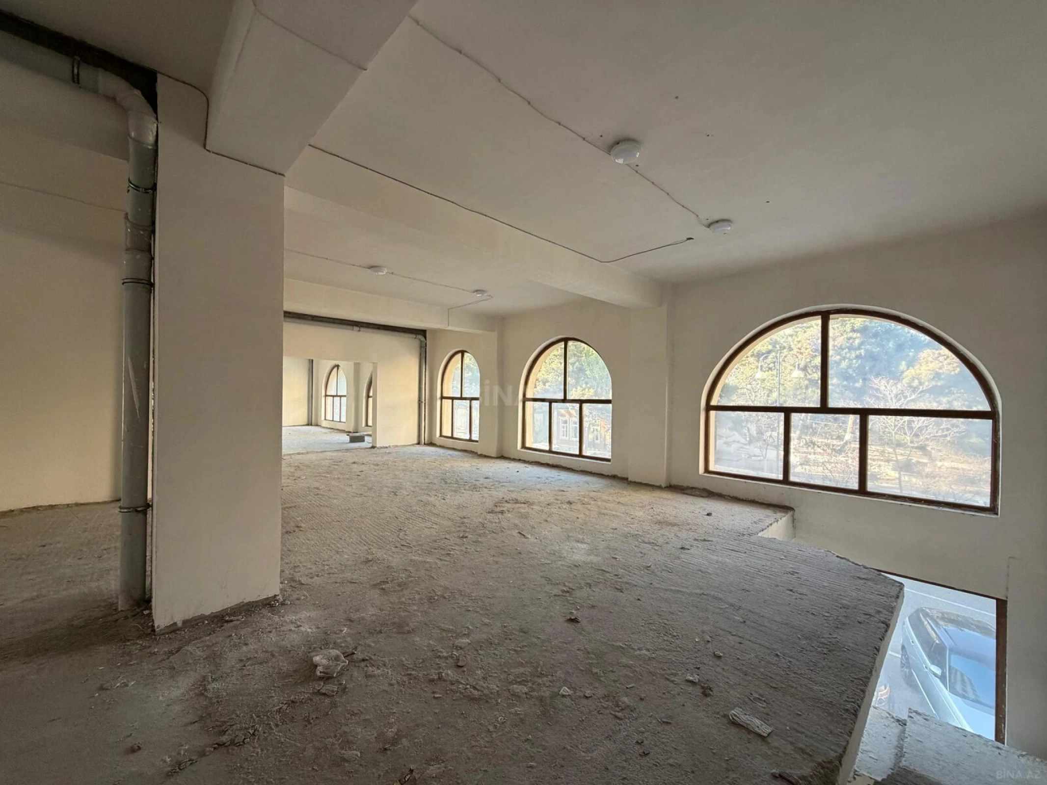 Kirayə verilir obyekt 700 m²