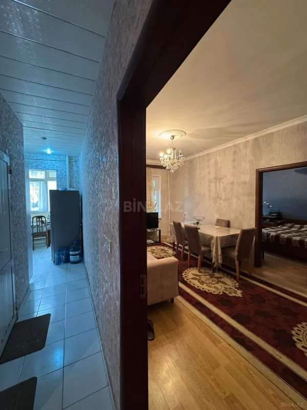 Satılır 5 otaqlı mənzil 125 m²