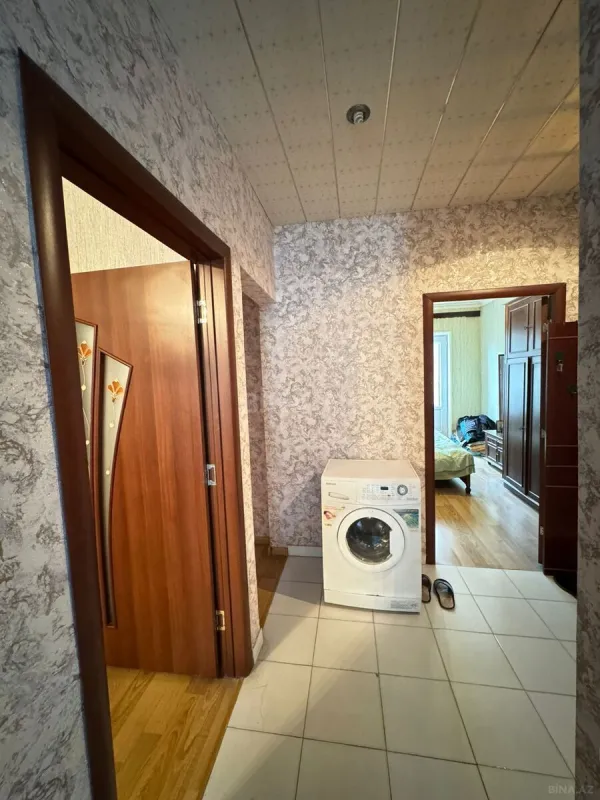 Satılır 5 otaqlı mənzil 125 m²