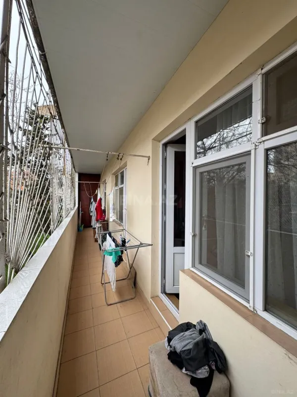 Satılır 5 otaqlı mənzil 125 m²