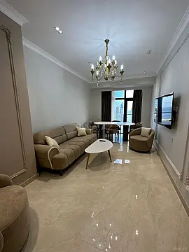 Kirayə verilir 2 otaqlı mənzil 90 m²