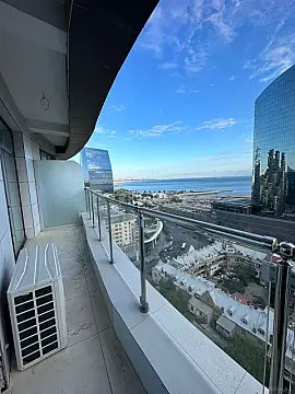 Kirayə verilir 2 otaqlı mənzil 90 m²