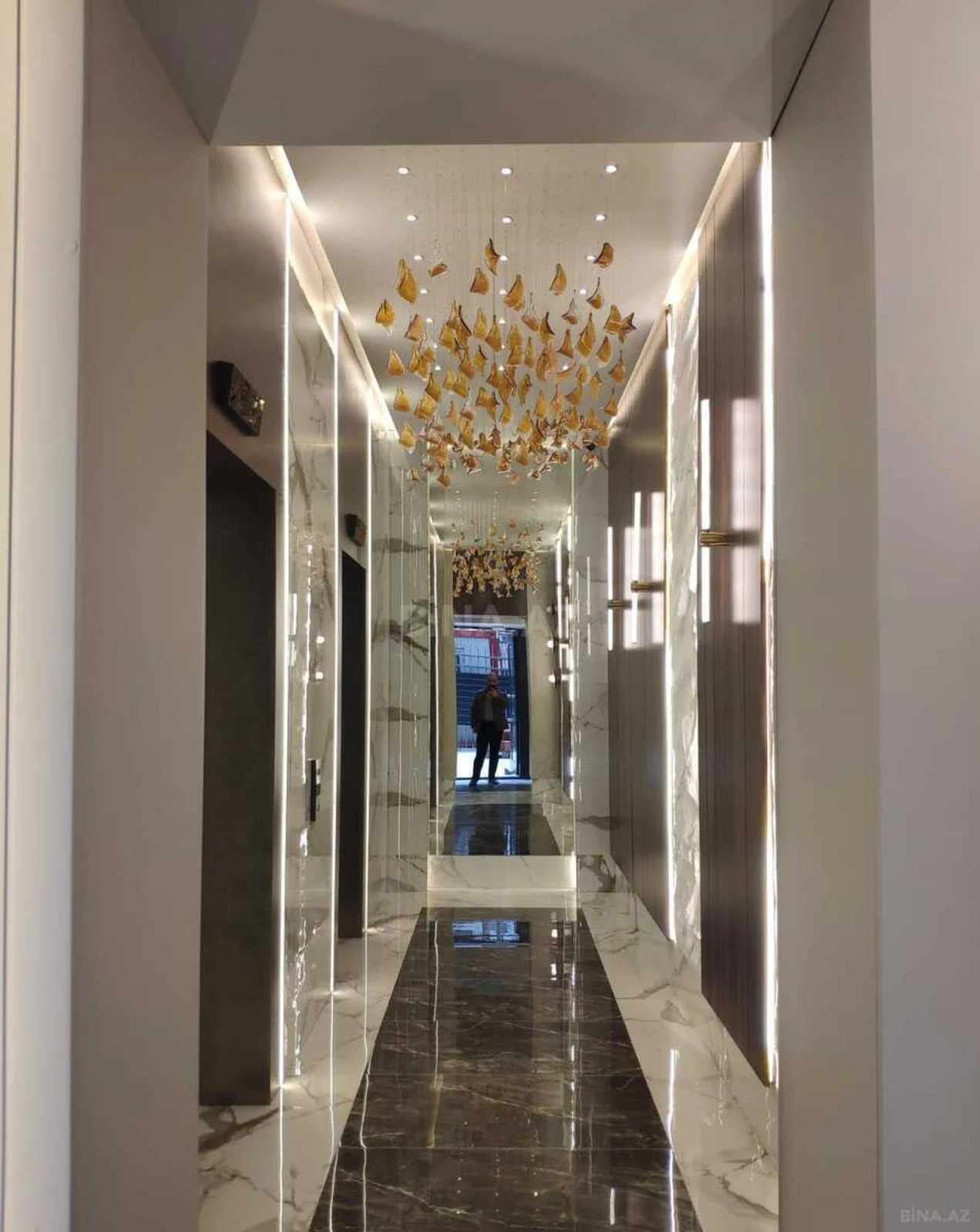 Satılır 2 otaqlı mənzil 56 m²