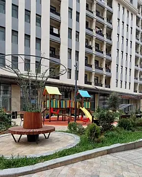 Satılır 3 otaqlı mənzil 109 m²