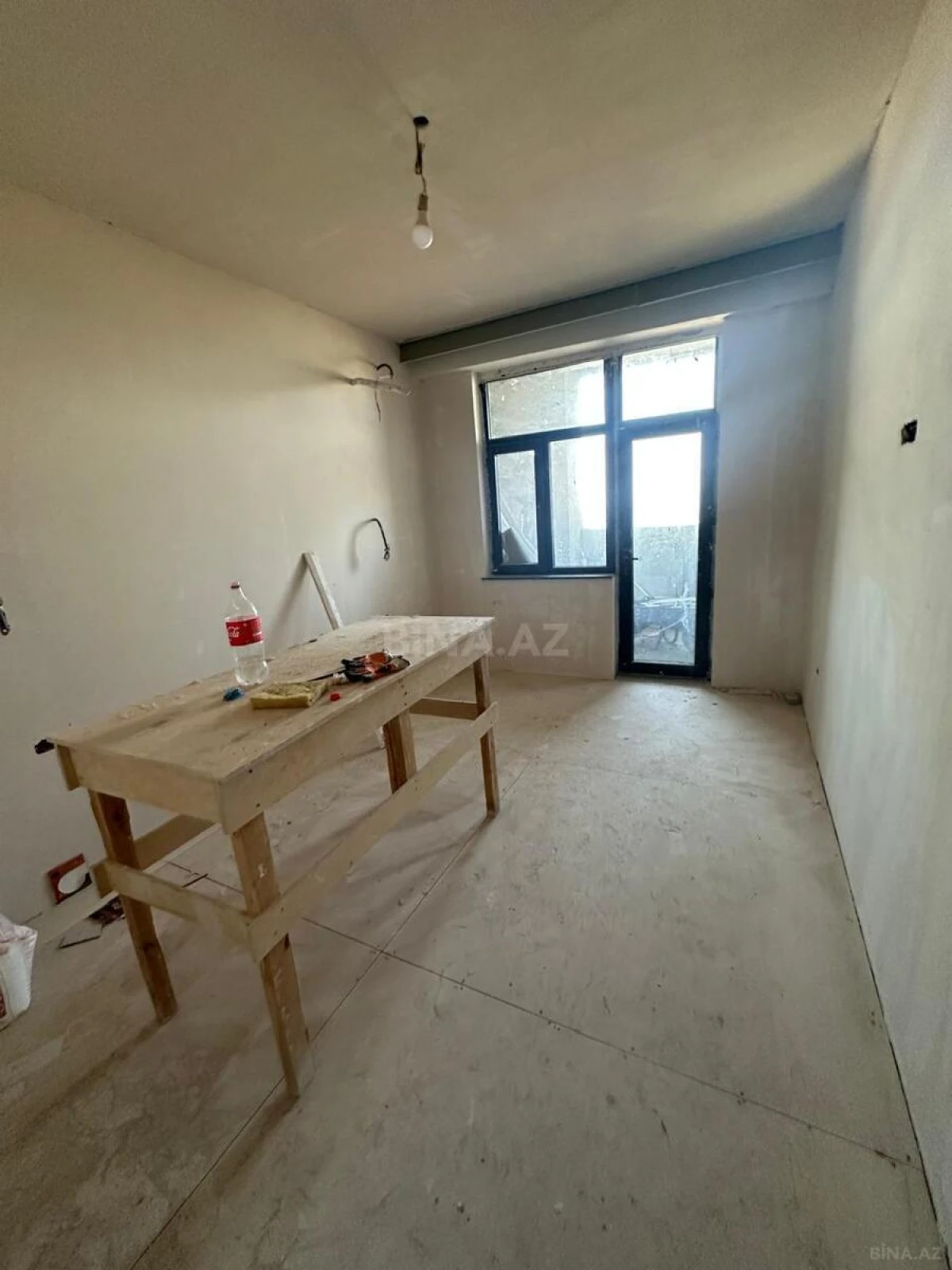 Satılır 3 otaqlı mənzil 115 m²