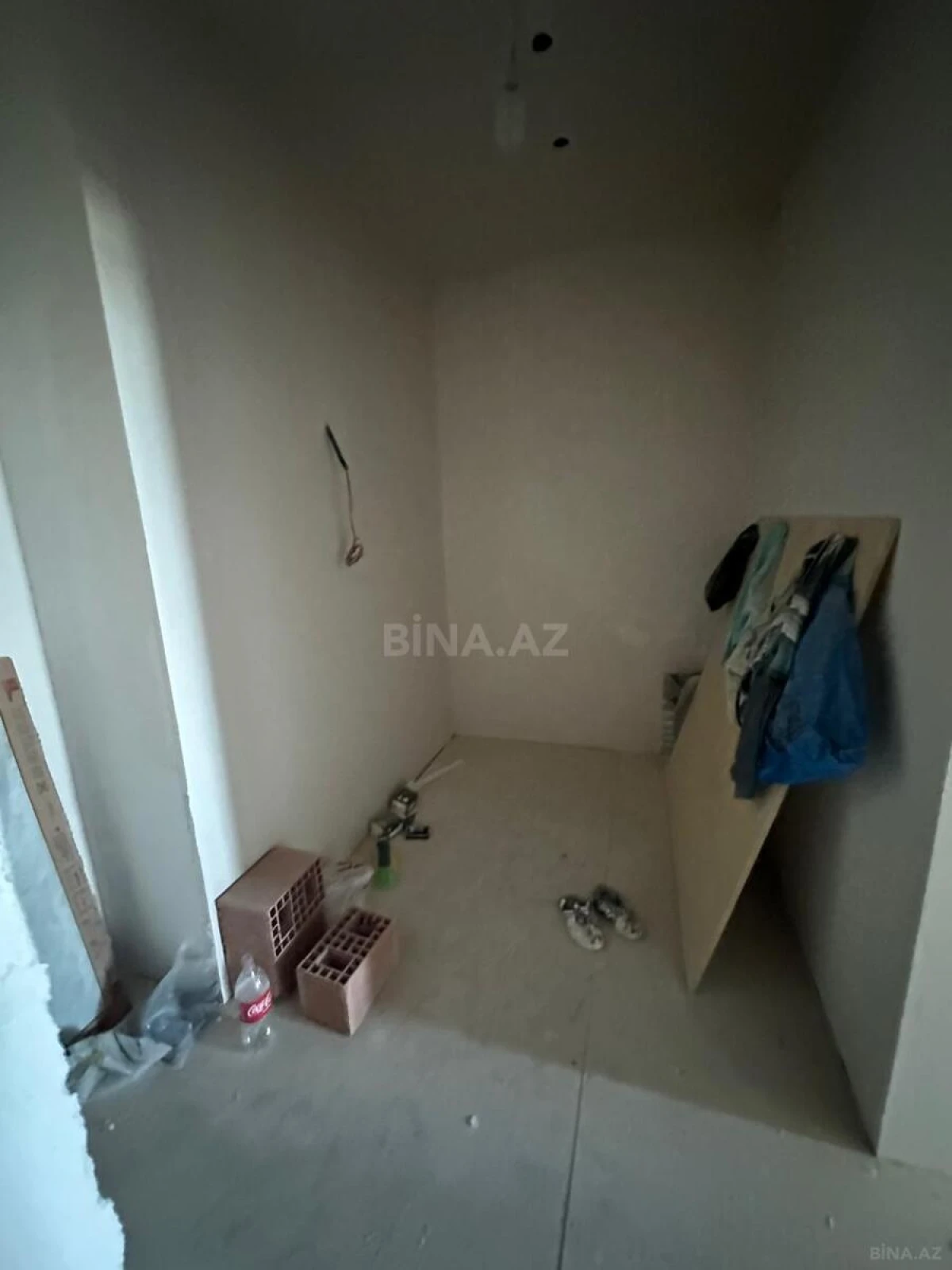 Satılır 3 otaqlı mənzil 115 m²