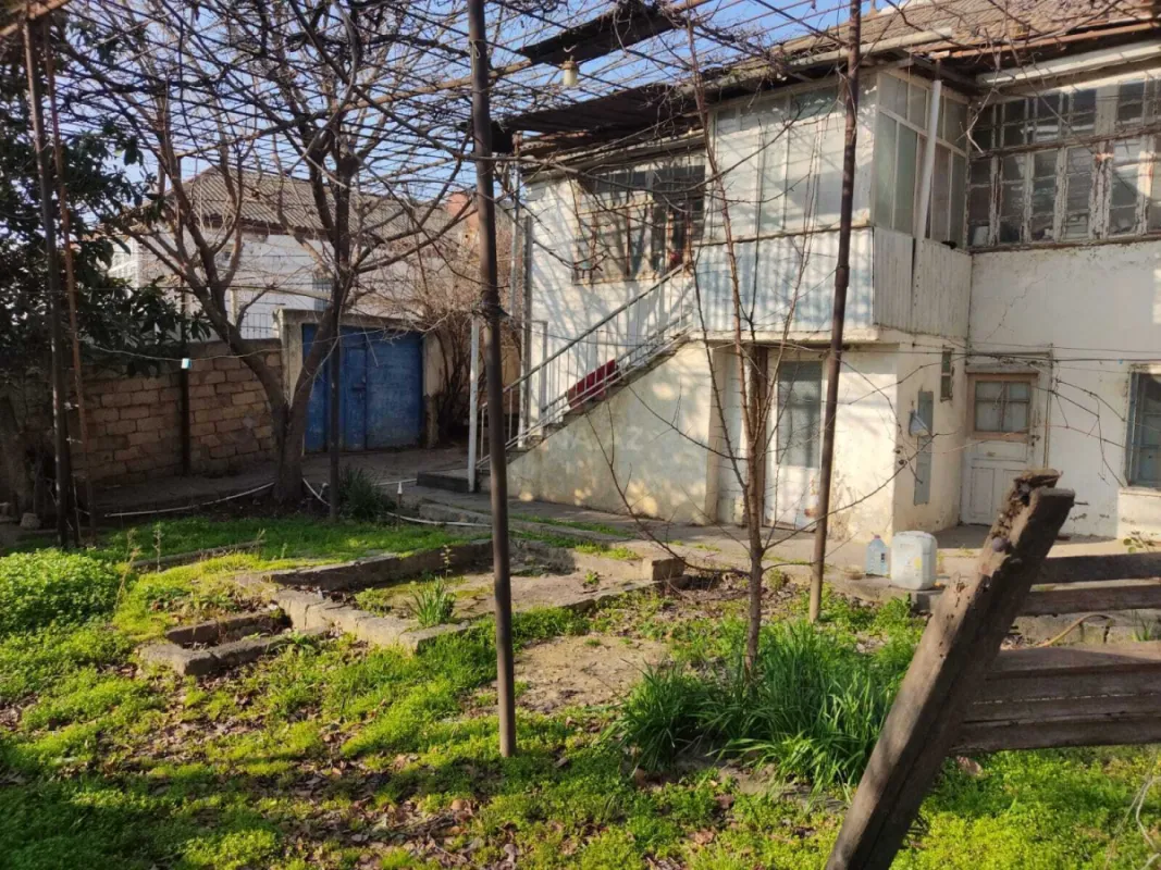 Satılır 4 otaqlı həyət evi 90 m²