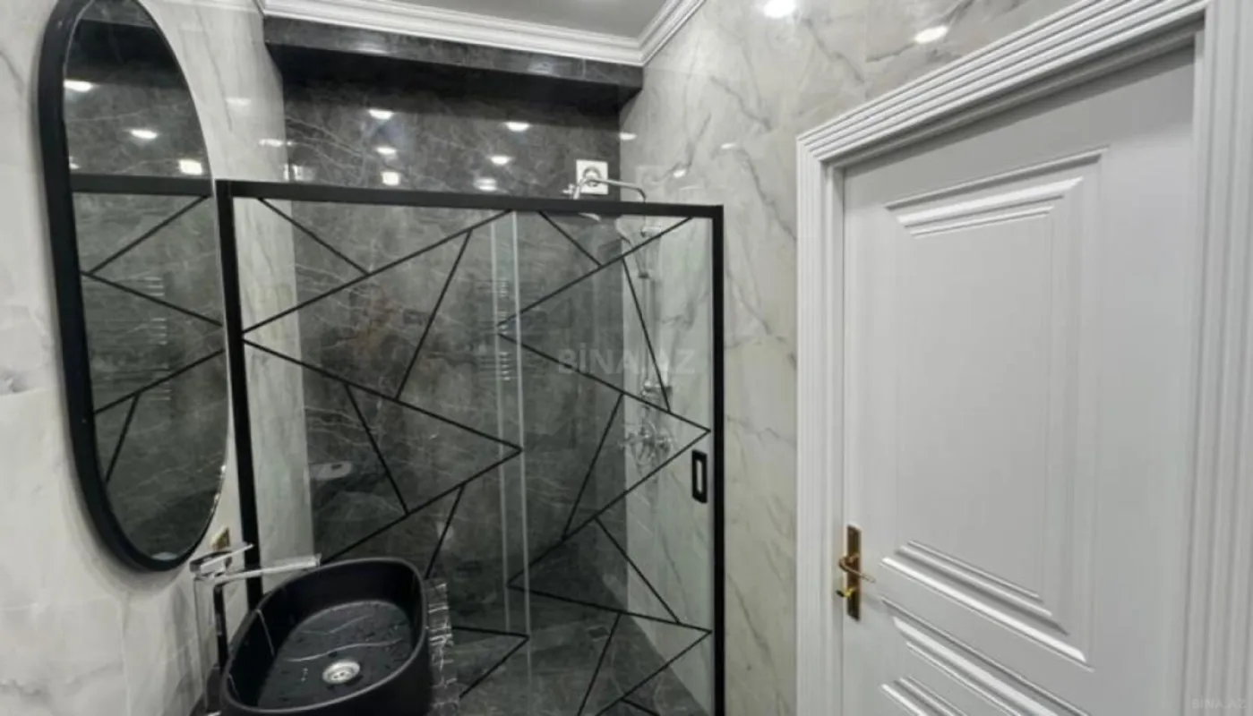 Satılır 2 otaqlı mənzil 66 m²