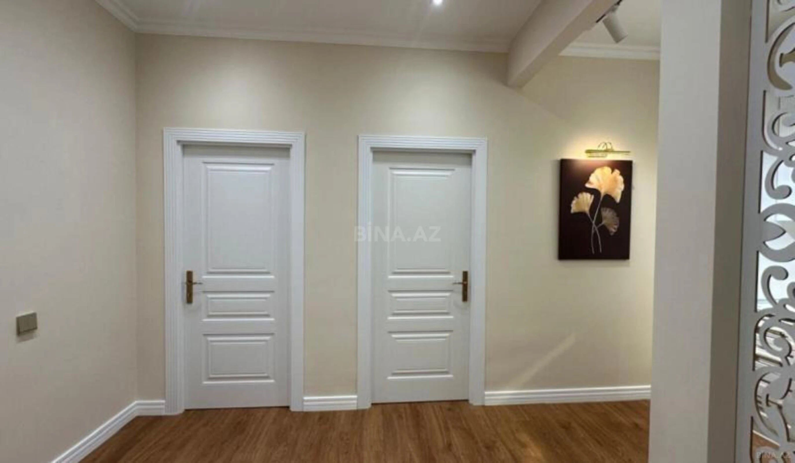 Satılır 2 otaqlı mənzil 66 m²