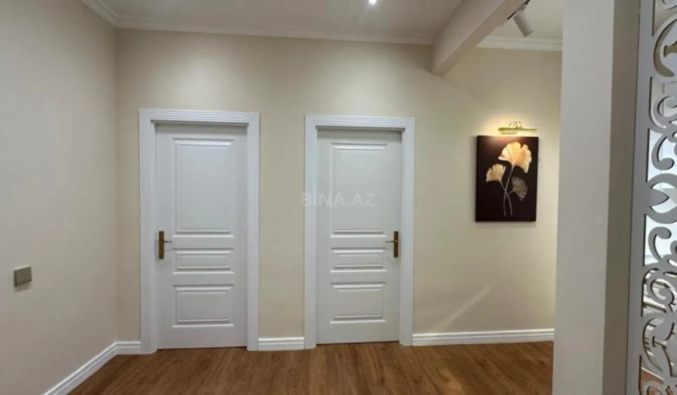 Satılır 2 otaqlı mənzil 66 m²