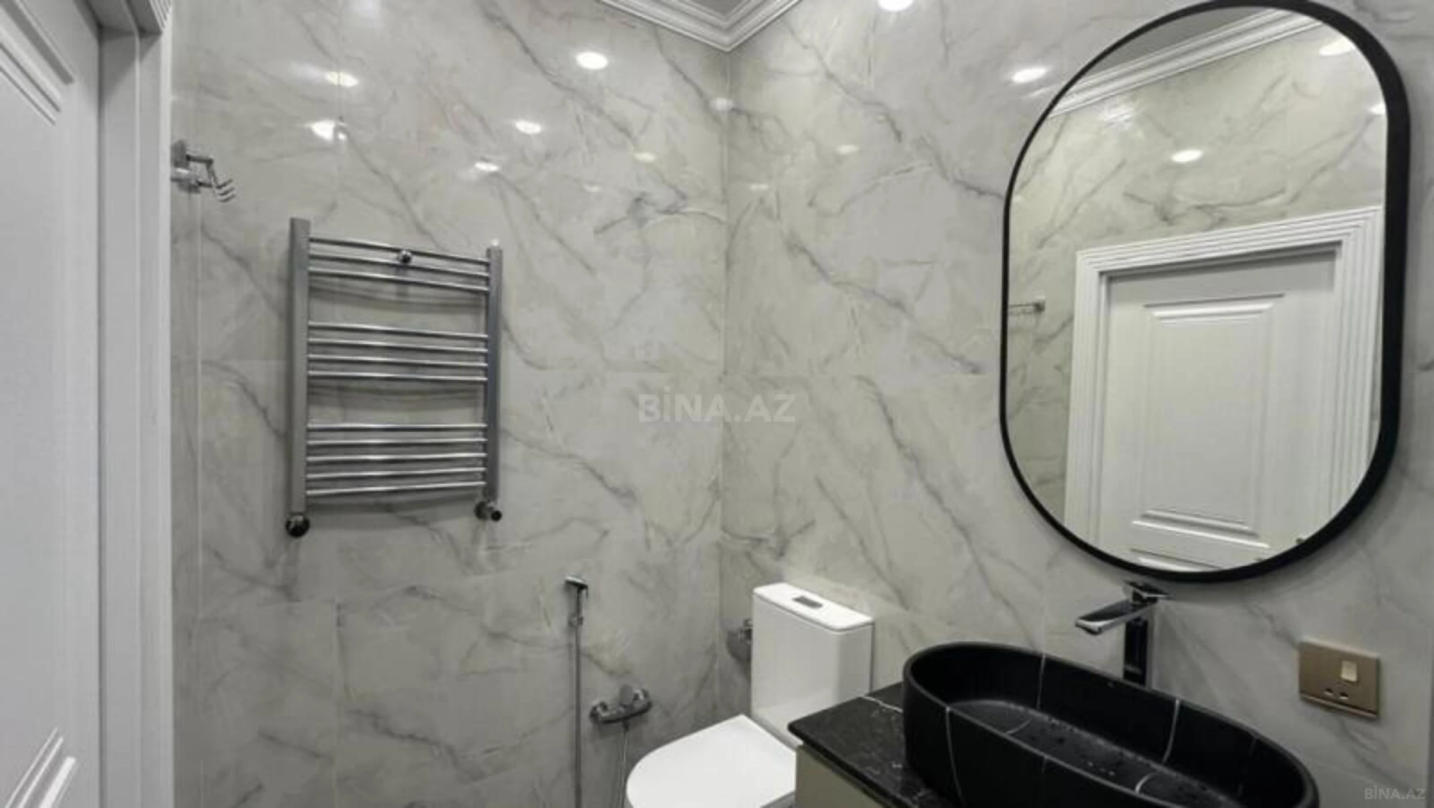 Satılır 2 otaqlı mənzil 66 m²