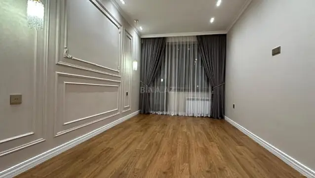 Satılır 2 otaqlı mənzil 66 m²