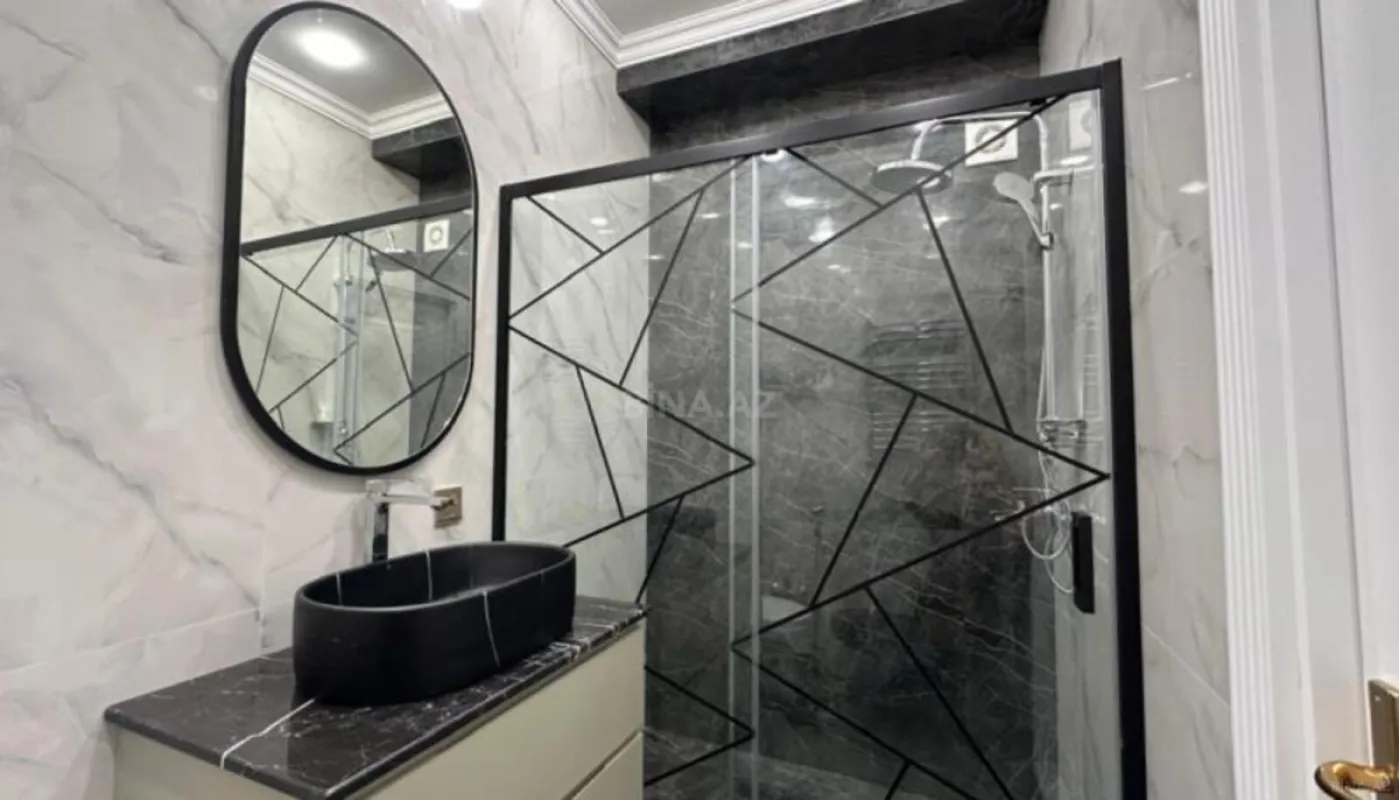 Satılır 2 otaqlı mənzil 66 m²