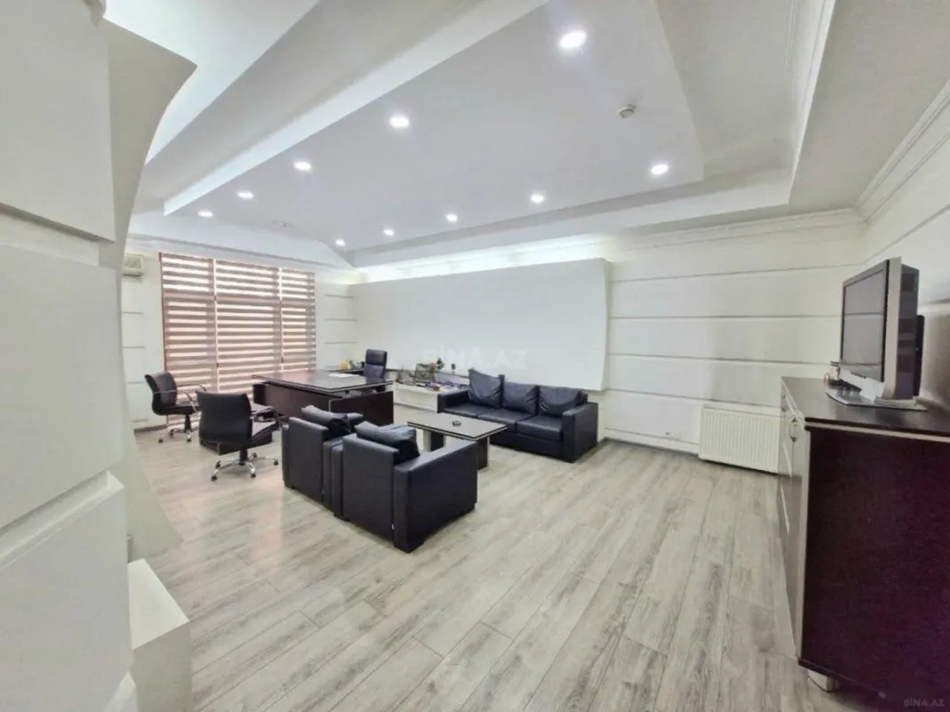 Kirayə verilir 7 otaqlı ofis 351 m²