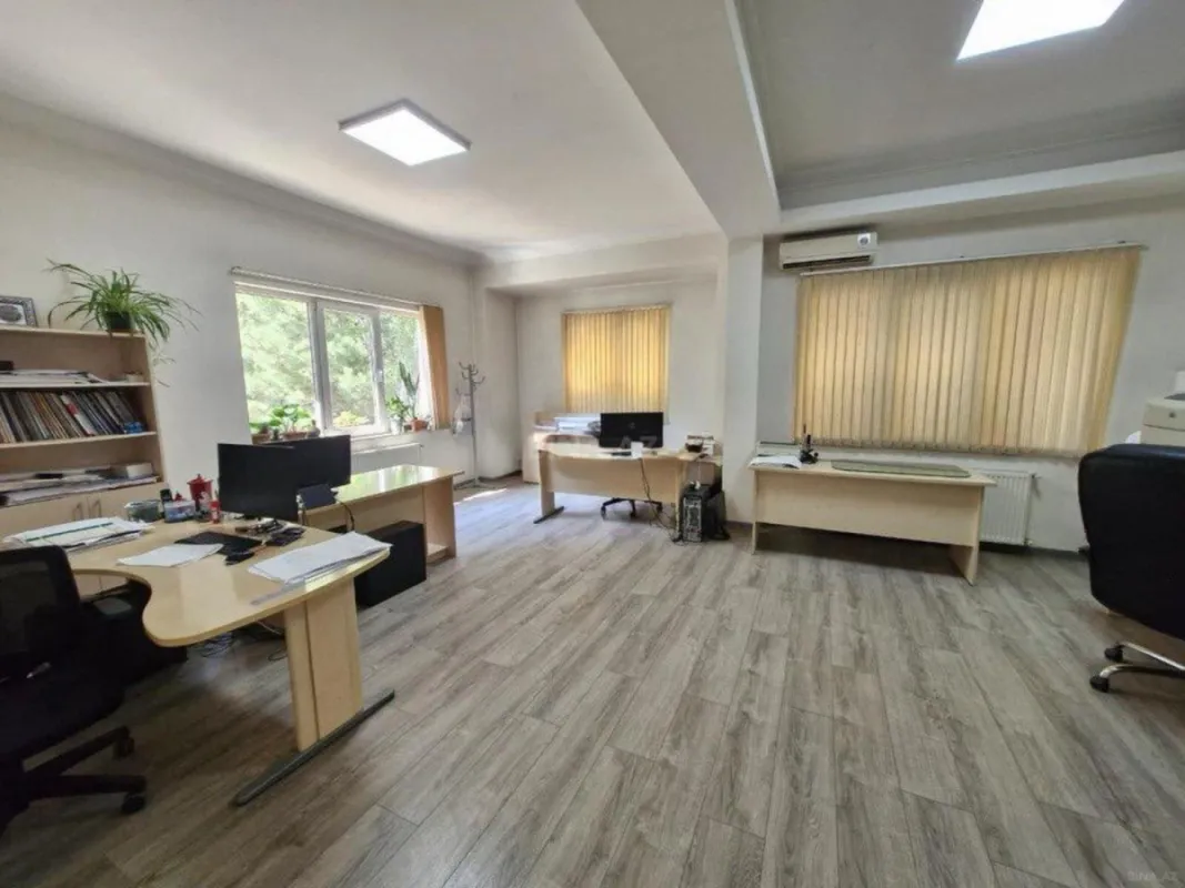 Kirayə verilir 7 otaqlı ofis 351 m²