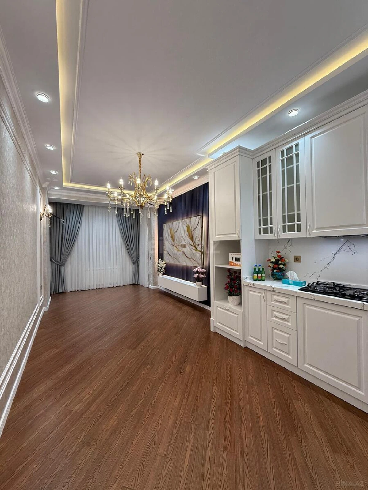 Satılır 3 otaqlı mənzil 104 m²