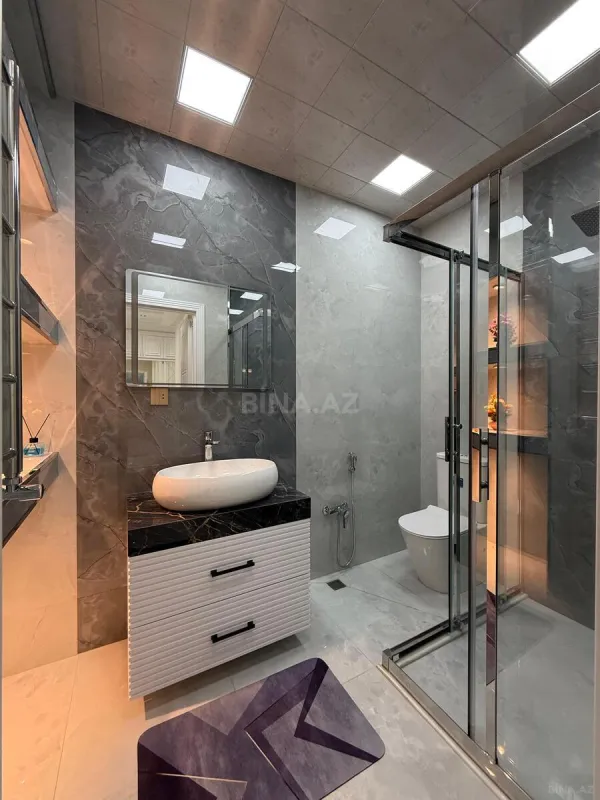 Satılır 3 otaqlı mənzil 104 m²