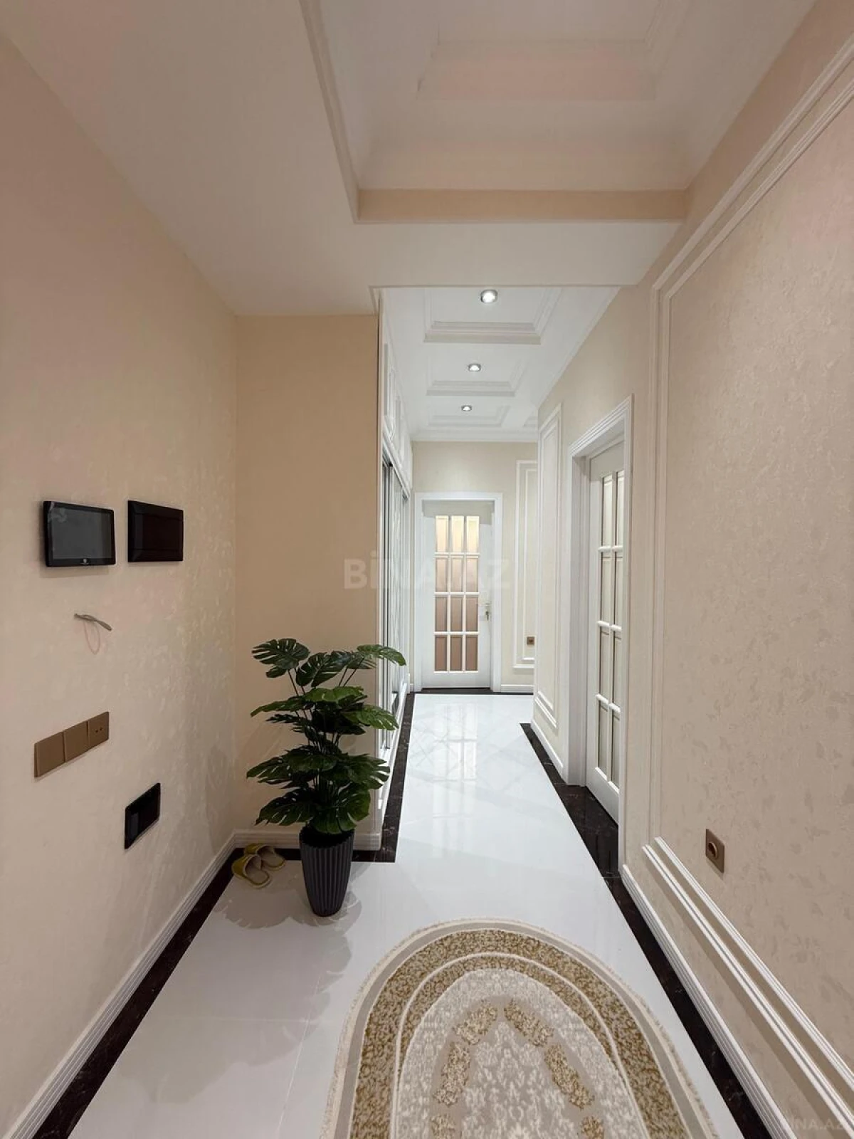 Satılır 3 otaqlı mənzil 104 m²