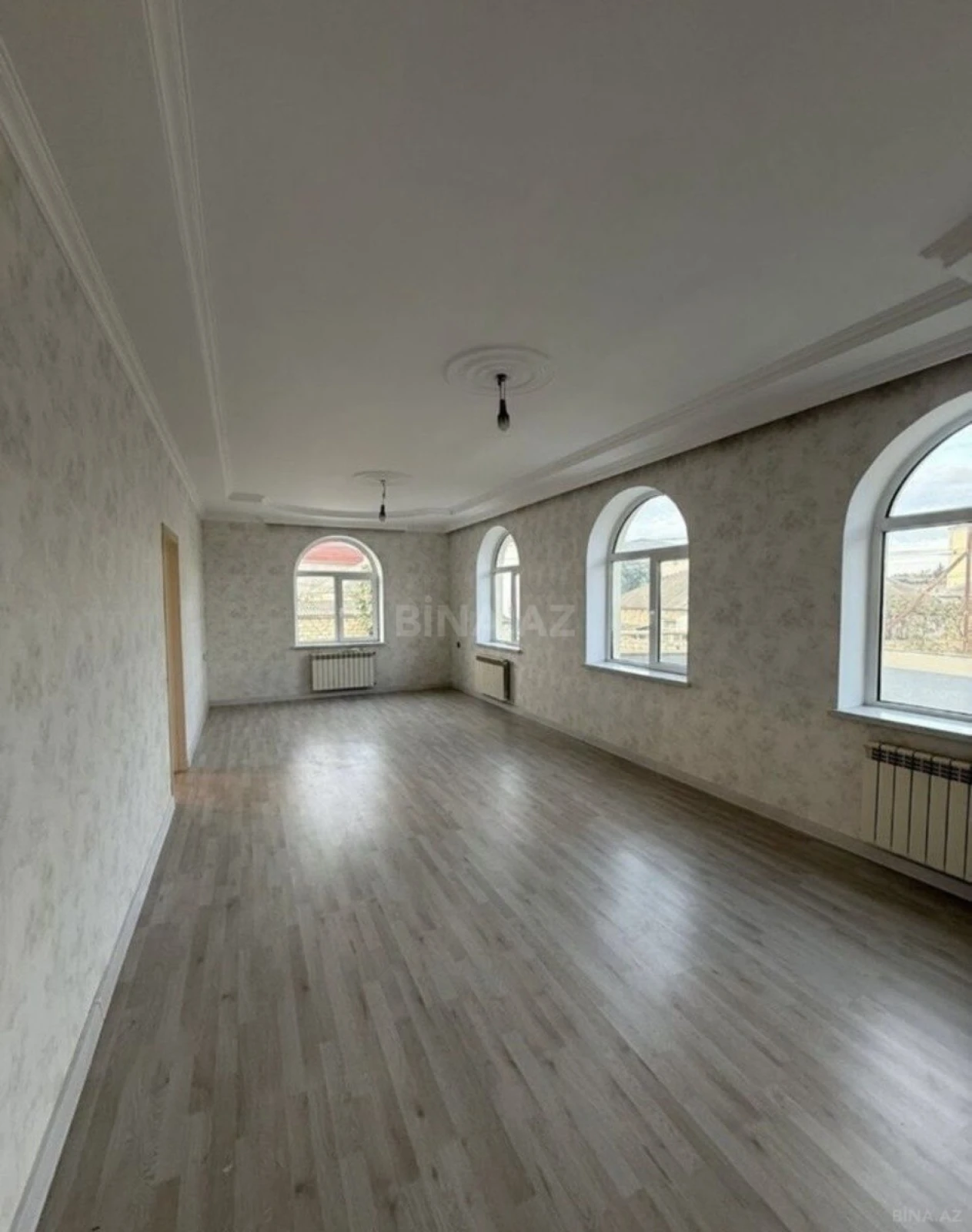 Satılır 4 otaqlı həyət evi 150 m²
