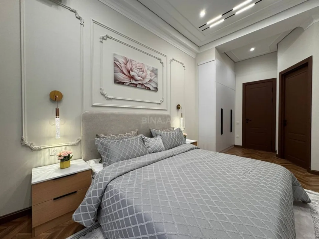 Kirayə verilir 3 otaqlı mənzil 130 m²