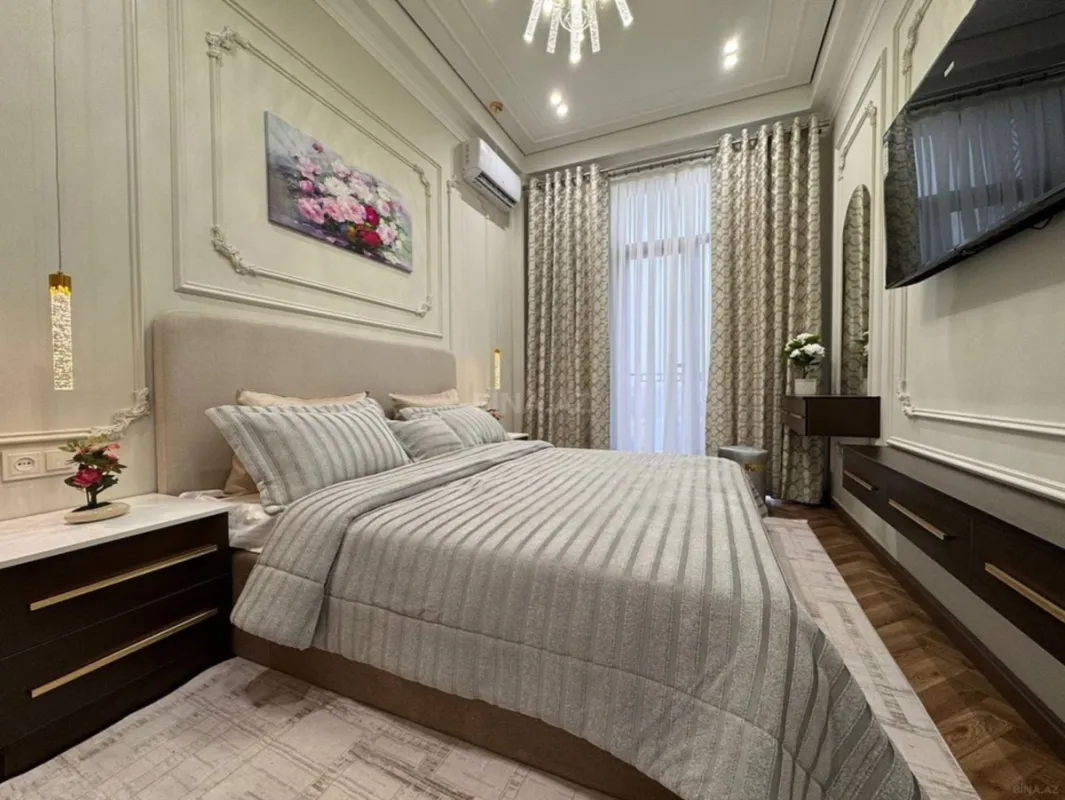 Kirayə verilir 3 otaqlı mənzil 130 m²