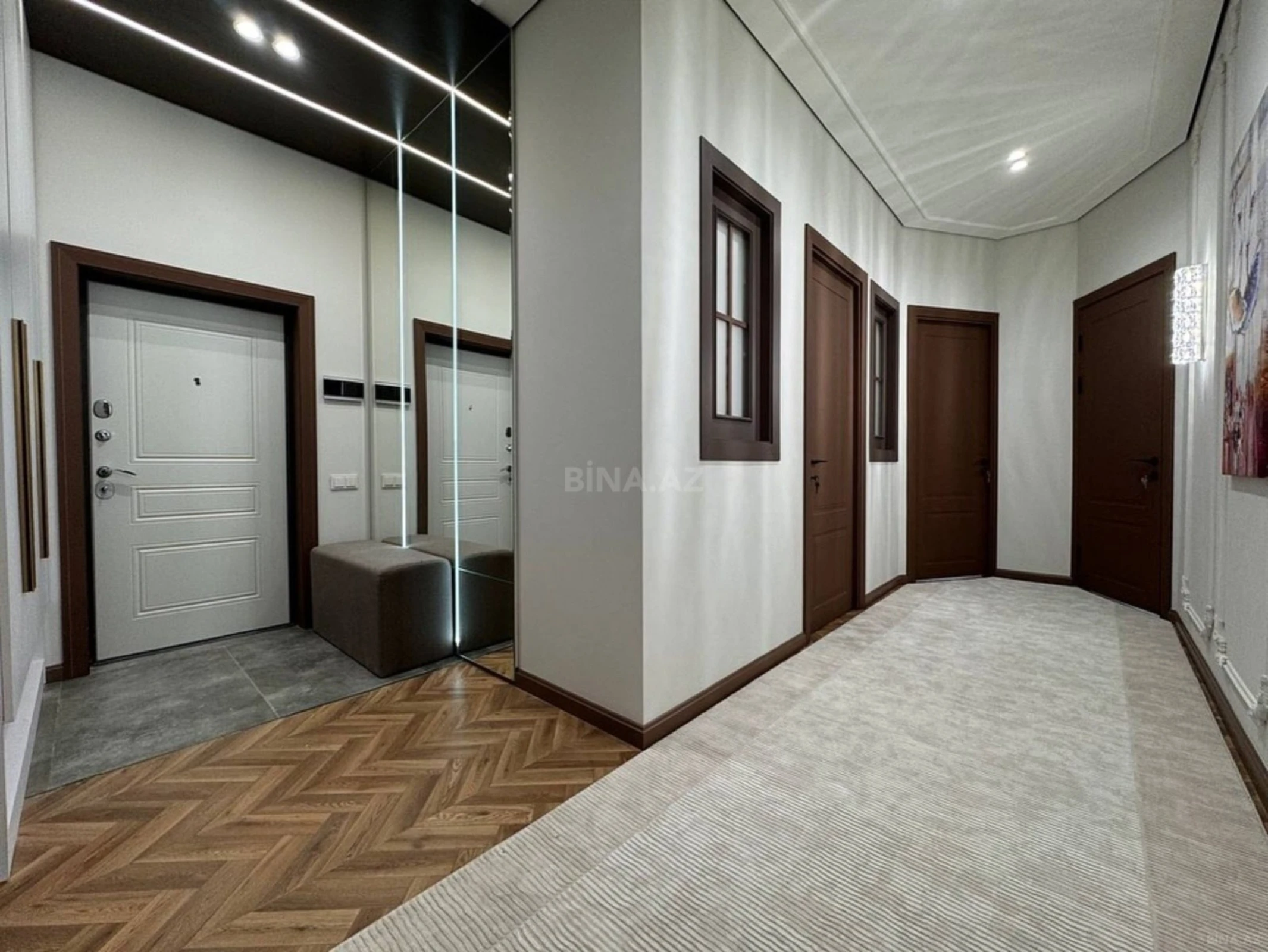 Kirayə verilir 3 otaqlı mənzil 130 m²