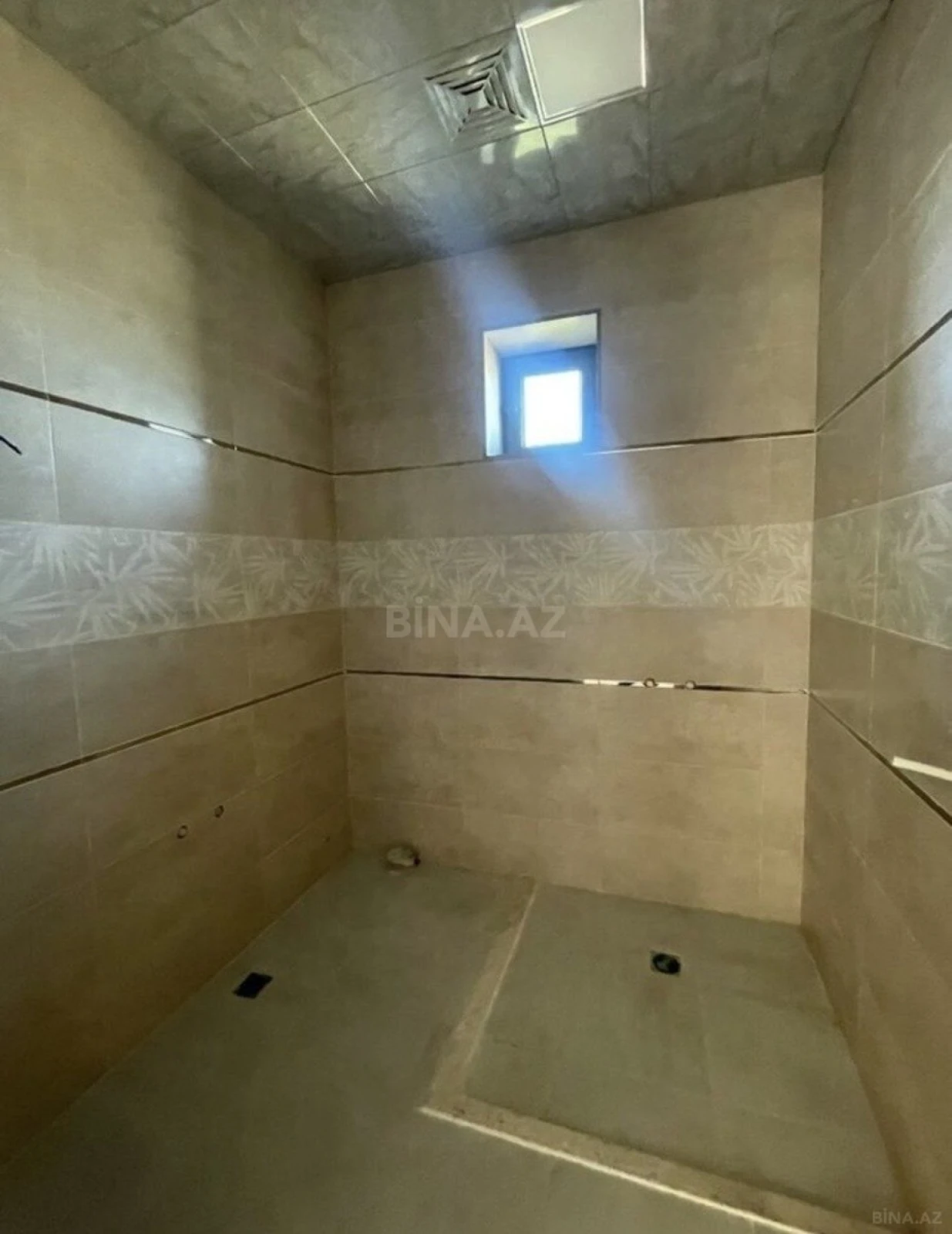 Satılır 6 otaqlı həyət evi 140 m²