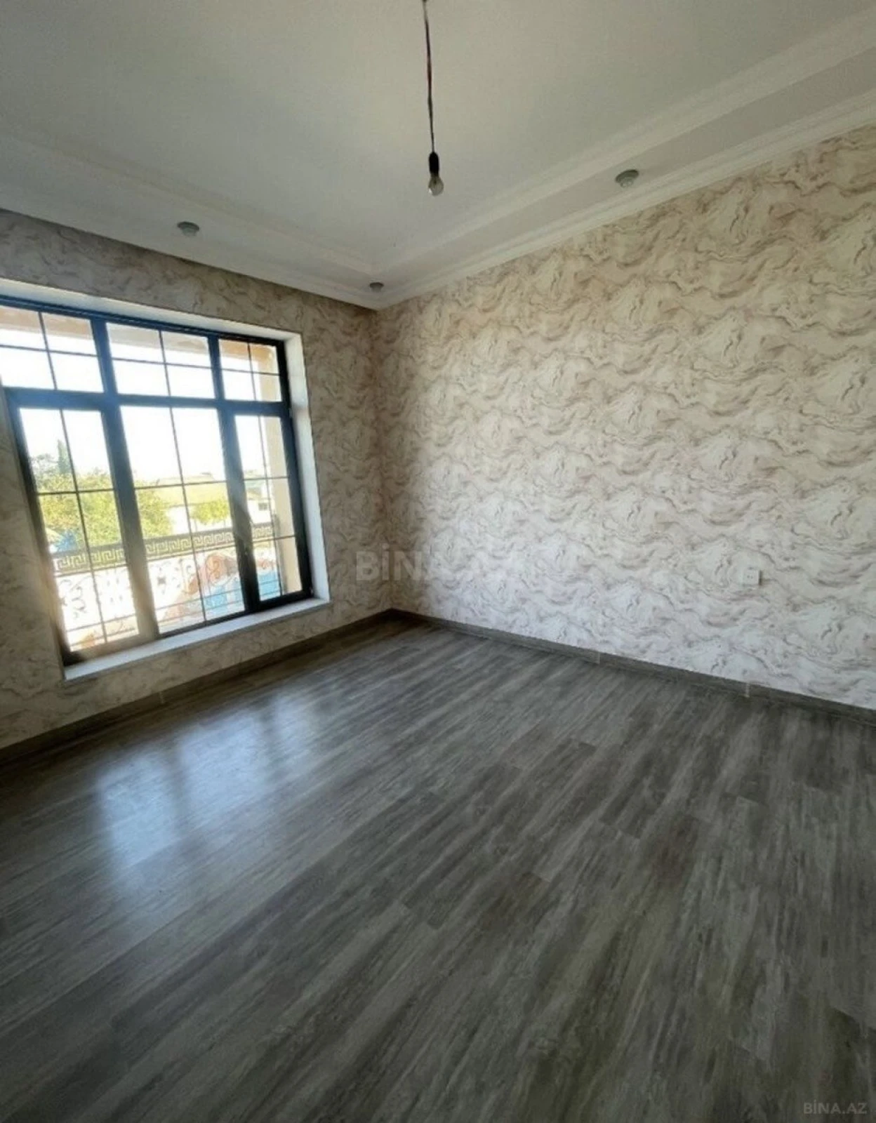 Satılır 6 otaqlı həyət evi 140 m²