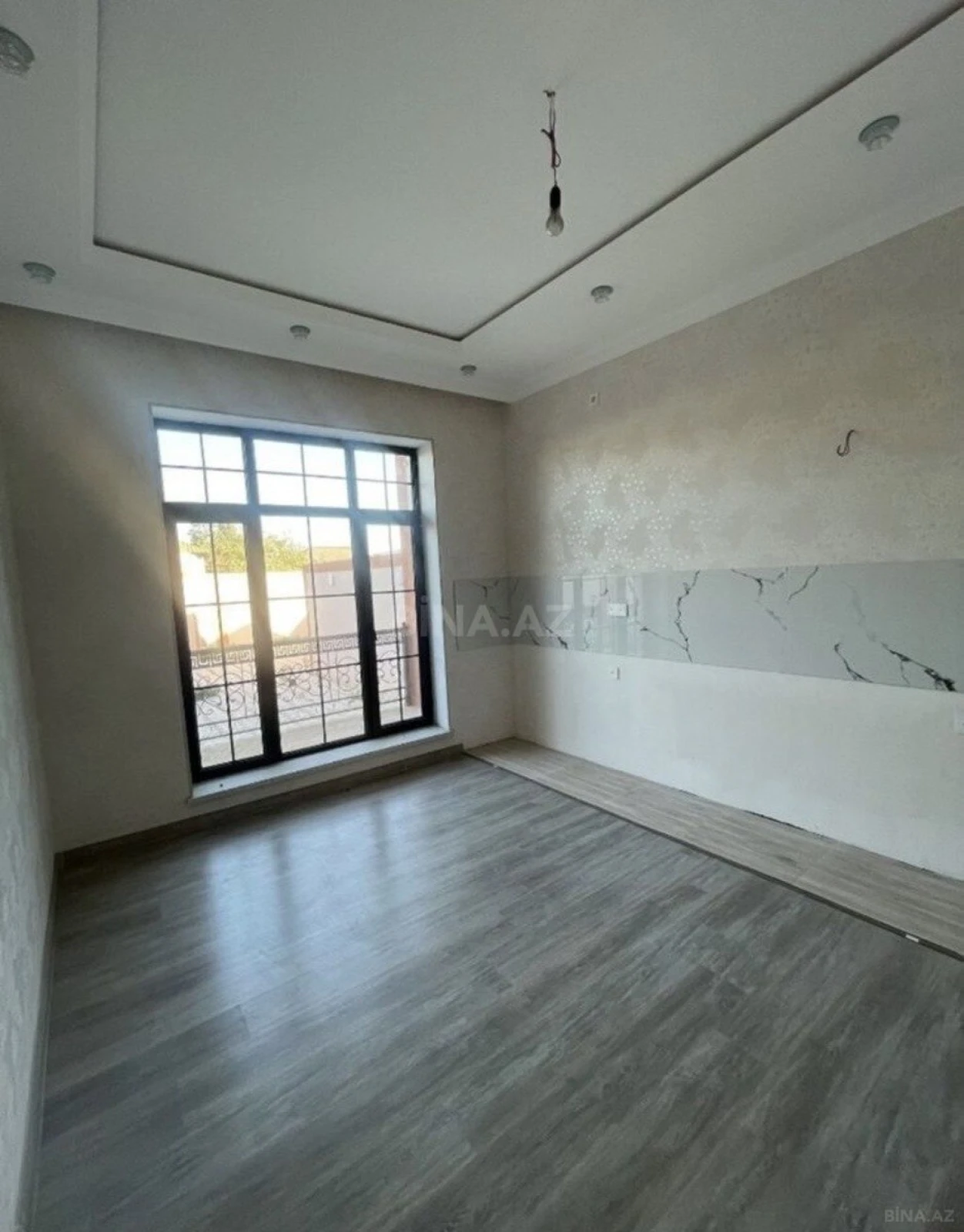 Satılır 6 otaqlı həyət evi 140 m²