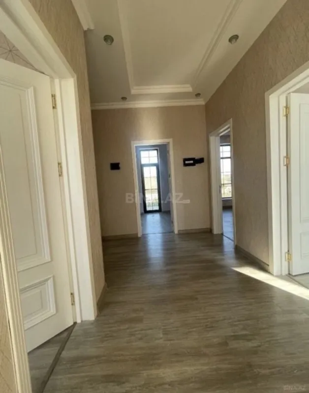 Satılır 6 otaqlı həyət evi 140 m²