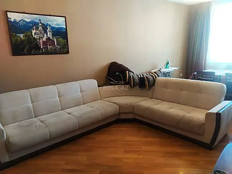 Satılır 4 otaqlı mənzil 165 m²