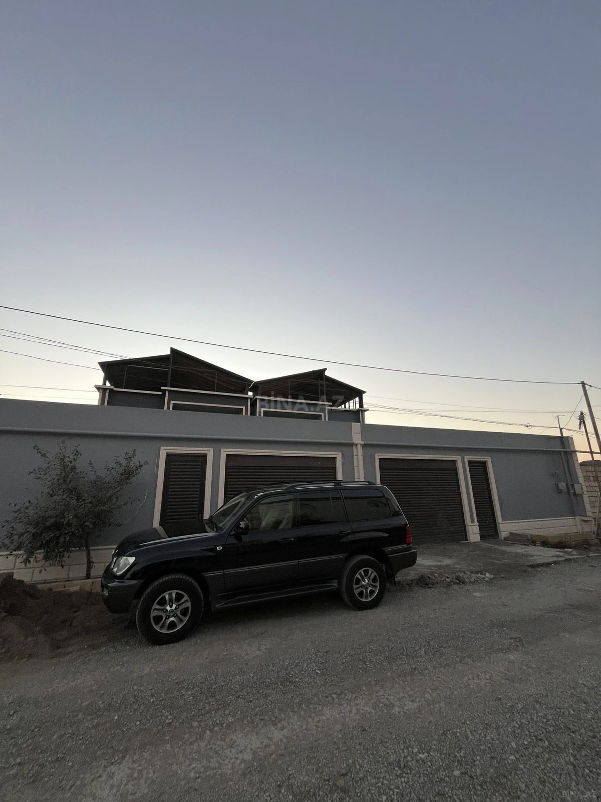 Satılır 5 otaqlı həyət evi 195 m²