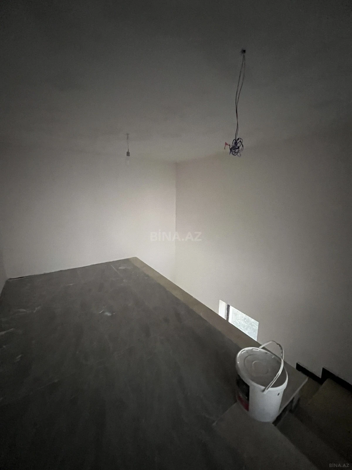 Satılır 5 otaqlı həyət evi 195 m²