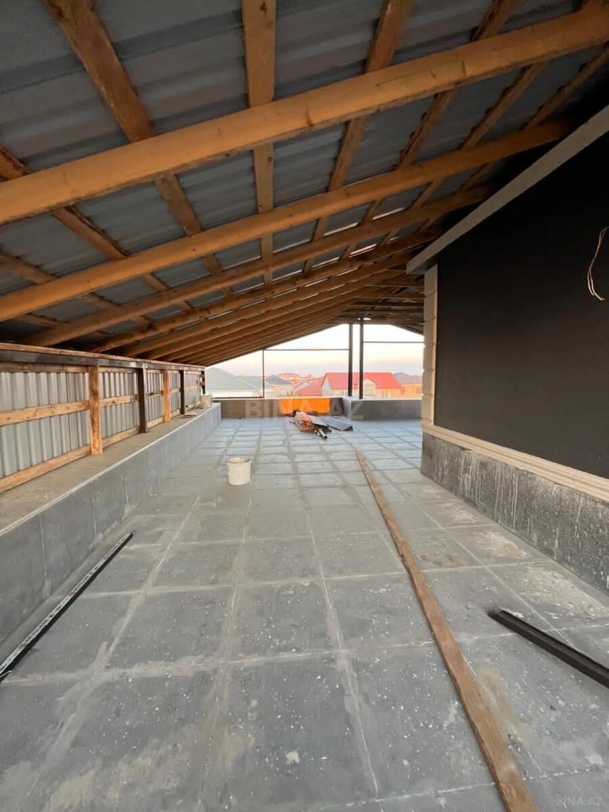 Satılır 4 otaqlı həyət evi 195 m²