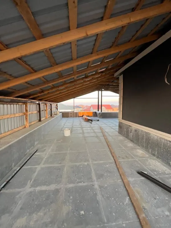 Satılır 4 otaqlı həyət evi 195 m²