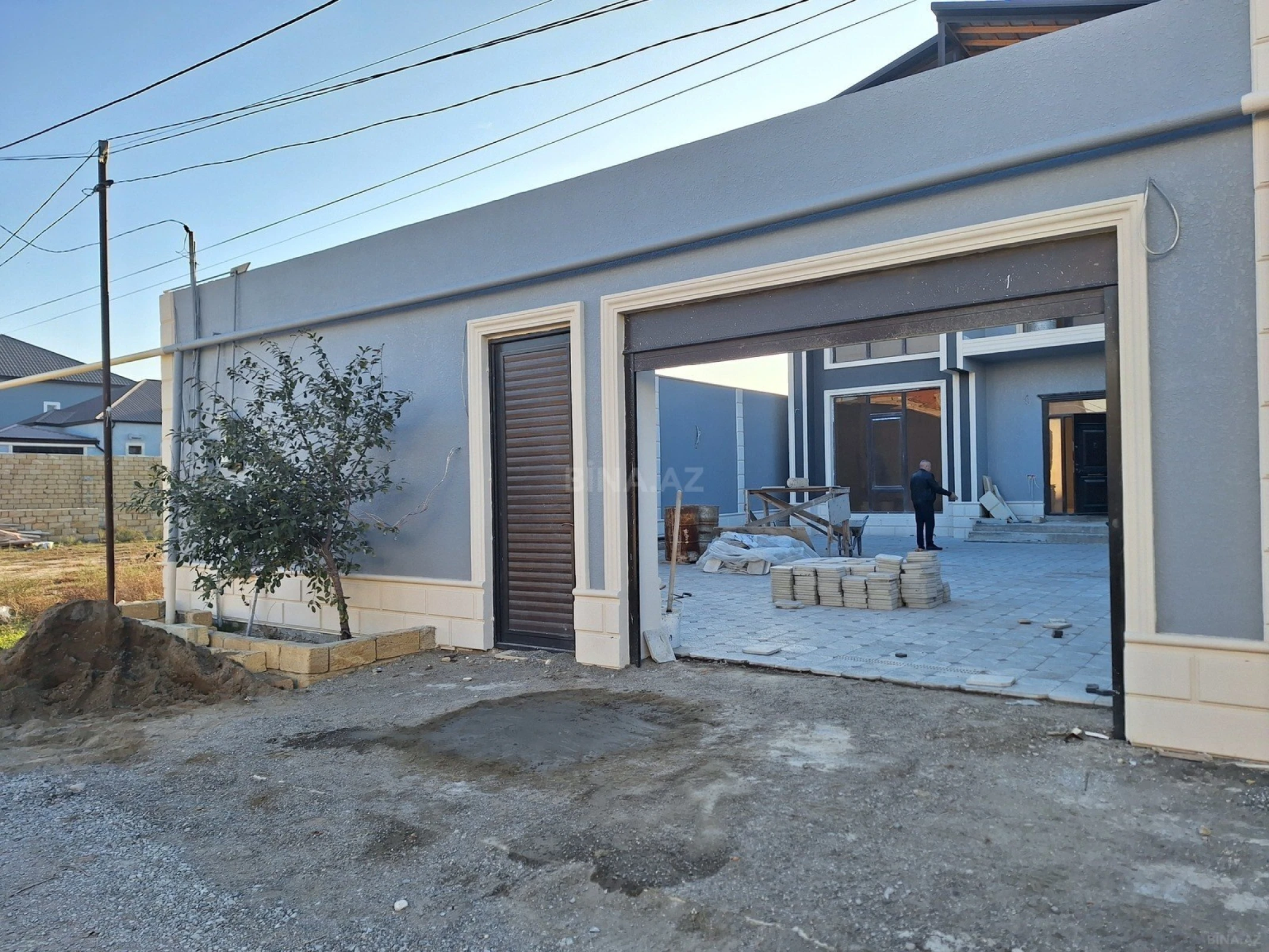 Satılır 4 otaqlı həyət evi 195 m²