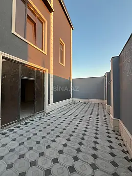 Satılır 4 otaqlı həyət evi 195 m²
