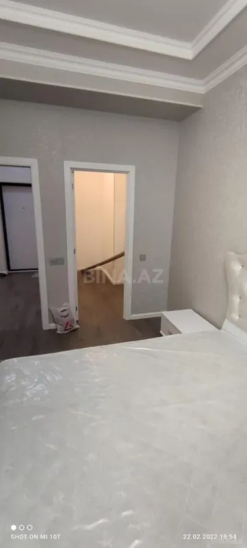 Satılır 2 otaqlı mənzil 87 m²