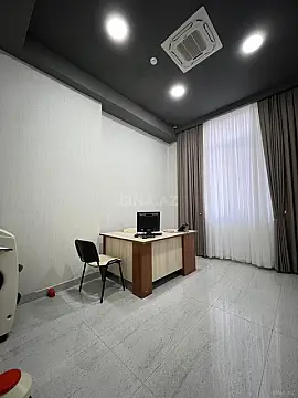 Kirayə verilir obyekt 220 m²