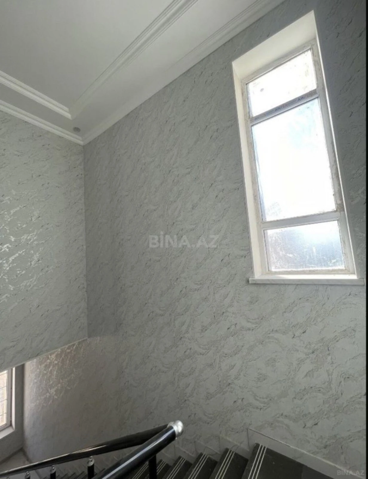 Satılır 4 otaqlı həyət evi 145 m²