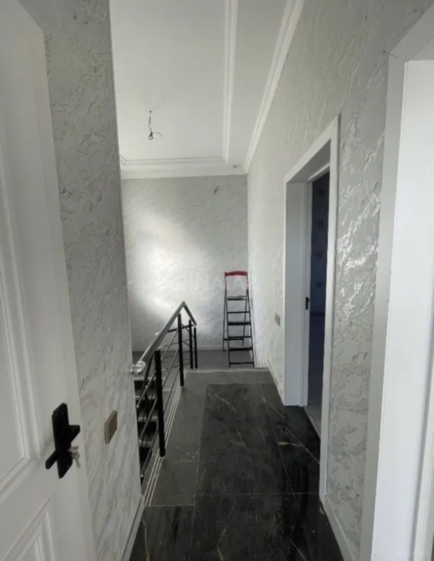 Satılır 4 otaqlı həyət evi 145 m²