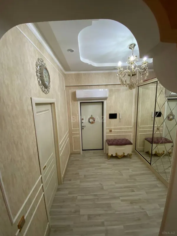 Satılır 3 otaqlı mənzil 93 m²