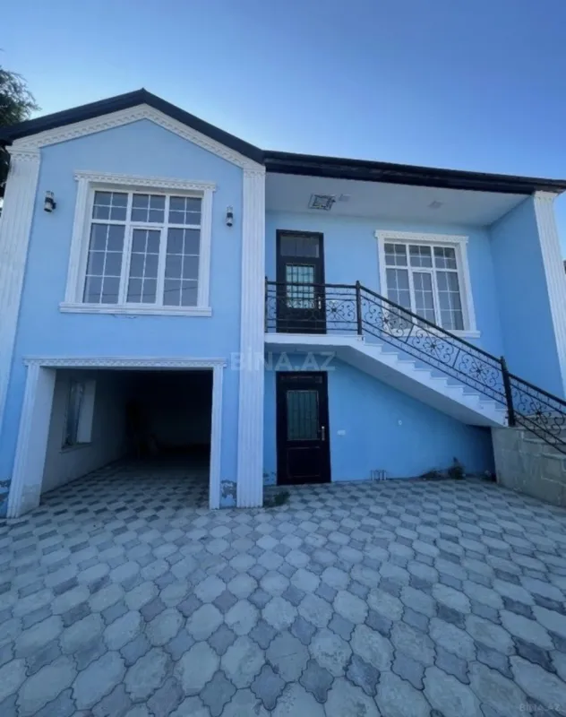 Satılır 7 otaqlı həyət evi 150 m²